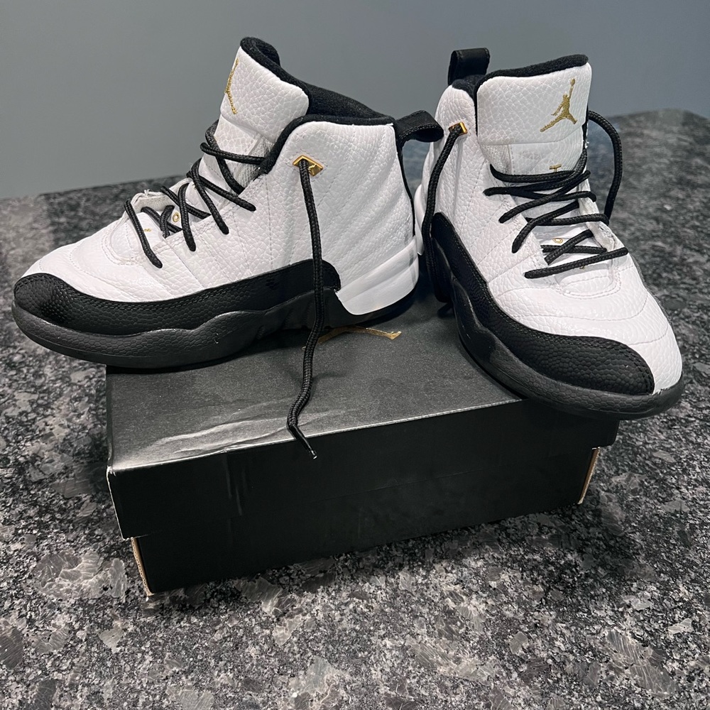 Kids Retro Nike Air Jordan 12 Taxi